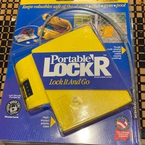 Keep safe by Sentry portable lock it and go